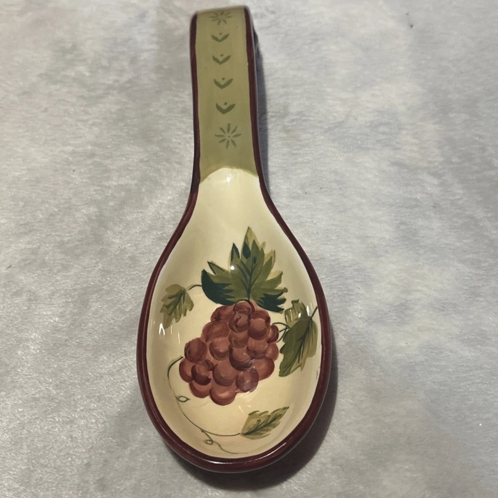 Waverly Garden Room Fruit Grapes  Spoon Rest Olive Green/Red/Yellow 8.5x3x1”Deep